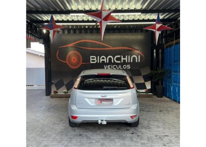 FORD FOCUS2.0 GLX 16V FLEX 4P AUTOMÁTICO