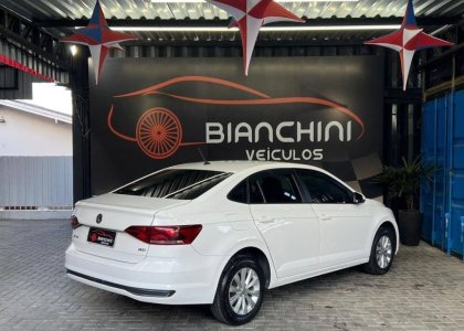 VOLKSWAGEN VIRTUS1.6 MSI TOTAL FLEX AUTOMÁTICO