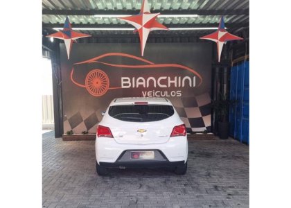 CHEVROLET ONIX1.4 MPFI LT 8V FLEX 4P MANUAL