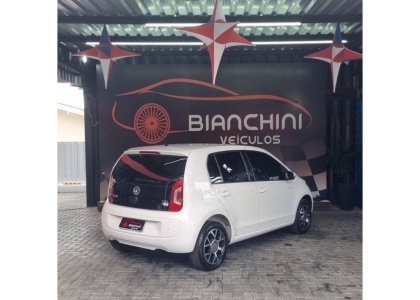 VOLKSWAGEN UP1.0 MPI MOVE UP 12V FLEX 4P MANUAL