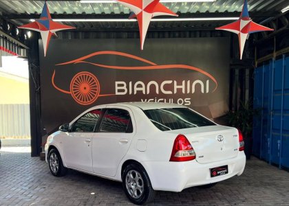 TOYOTA ETIOS1.5 XS SEDAN 16V FLEX 4P MANUAL
