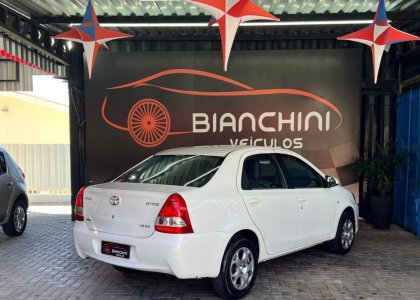 TOYOTA ETIOS1.5 XS SEDAN 16V FLEX 4P MANUAL