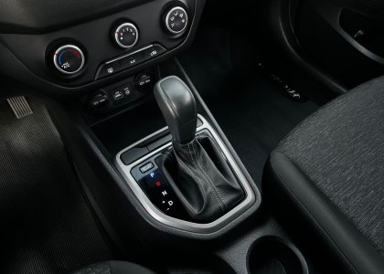 creta 1.6 at action