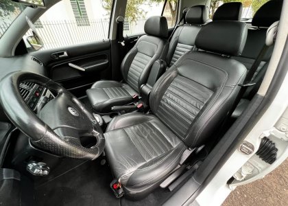 golf sportline tip 2.0 mi 8v total flex