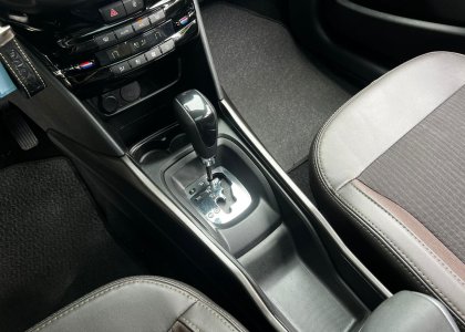 peugeot 2008 allure 1.6 at 2020