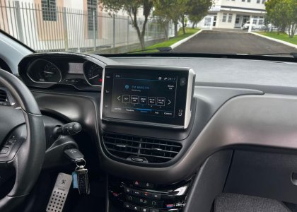 peugeot 2008 allure 1.6 at 2020