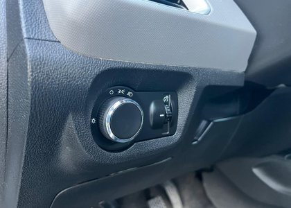 chevrolet onix 1.0 lt 2015