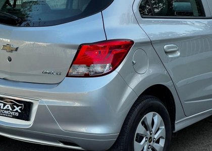 chevrolet onix 1.0 lt 2015