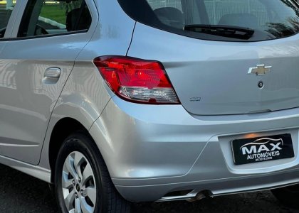 chevrolet onix 1.0 lt 2015