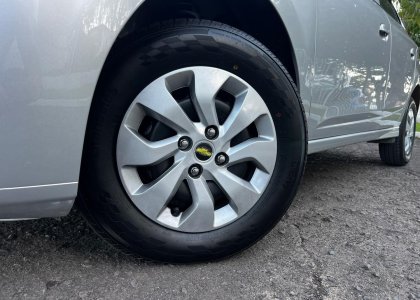chevrolet onix 1.0 lt 2015