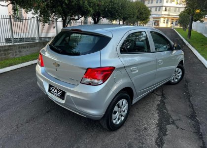 chevrolet onix 1.0 lt 2015