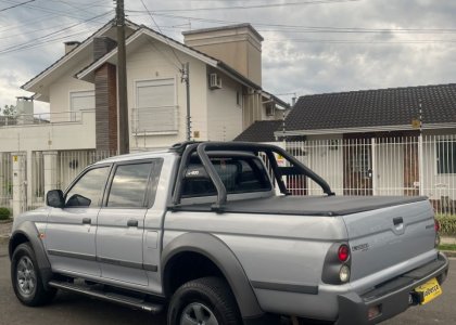 Mitsubishi L200 OUTDOOR GLS 2.5 4X4 CD TDI Diesel 2010