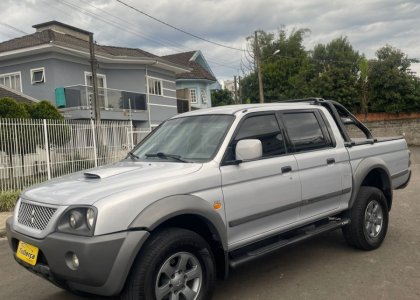 Mitsubishi L200 OUTDOOR GLS 2.5 4X4 CD TDI Diesel 2010