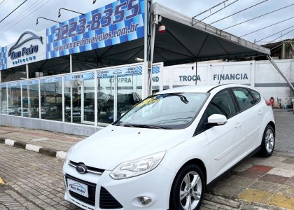 Ford Focus 1.6 S/SE/SE Plus Flex 8V/16V  5p 2015