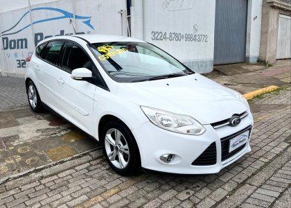 Ford Focus 1.6 S/SE/SE Plus Flex 8V/16V  5p 2015