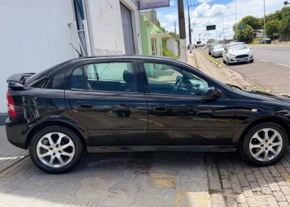 GM - Chevrolet Astra Advantage 2.0 MPFI 8V FlexPower 5p 2011 Flex