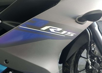 Yamaha YZF R1