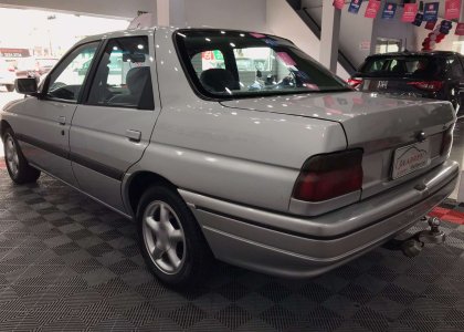 Ford Verona