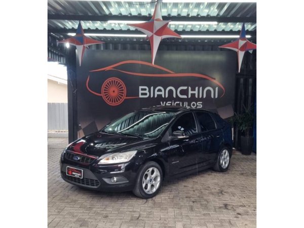 FORD FOCUS2.0 TITANIUM HATCH 16V FLEX 4P AUTOMÁTICO