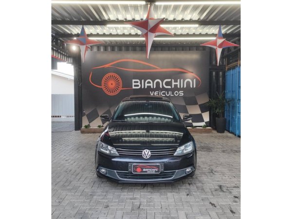 VOLKSWAGEN JETTA2.0 TSI HIGHLINE 211CV GASOLINA 4P TIPTRONIC