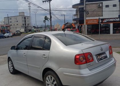 Volkswagen Polo Sedan