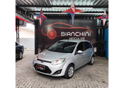 FORD FIESTA1.6 ROCAM SE 8V FLEX 4P MANUAL