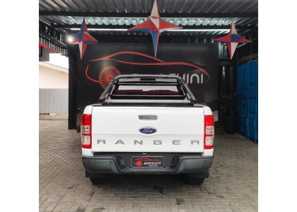 FORD RANGER2.5 XLT 4X2 CD 16V FLEX 4P MANUAL