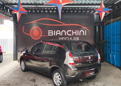 RENAULT SANDERO1.0 EXPRESSION 16V FLEX 4P MANUAL