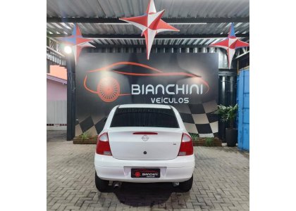 CHEVROLET CORSA1.8 MPFI SEDAN 8V GASOLINA 4P MANUAL