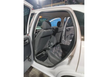 CHEVROLET CORSA1.8 MPFI SEDAN 8V GASOLINA 4P MANUAL