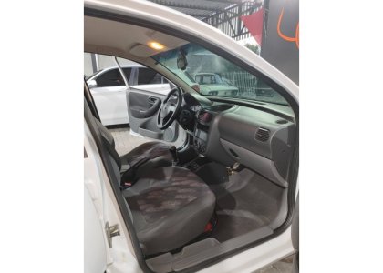 CHEVROLET CORSA1.8 MPFI SEDAN 8V GASOLINA 4P MANUAL