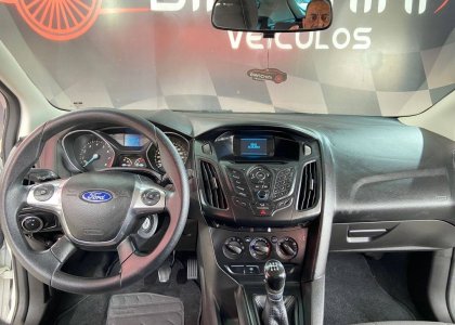 FORD FOCUS1.6 S 16V FLEX 4P POWERSHIFT