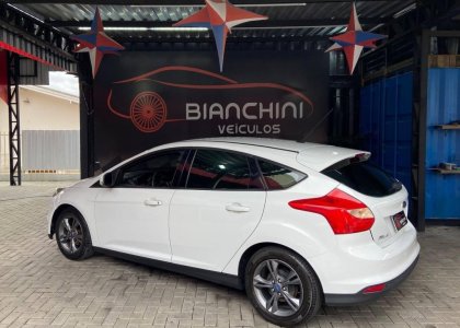 FORD FOCUS1.6 S 16V FLEX 4P POWERSHIFT