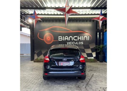 FORD FOCUS2.0 TITANIUM 16V FLEX 4P POWERSHIFT