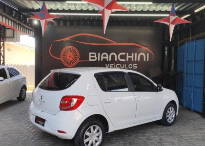 RENAULT SANDERO1.0 EXPRESSION 16V FLEX 4P MANUAL