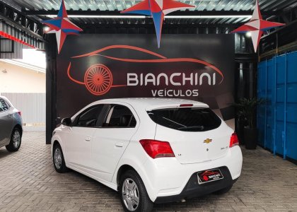CHEVROLET ONIX1.4 MPFI LT 8V FLEX 4P MANUAL
