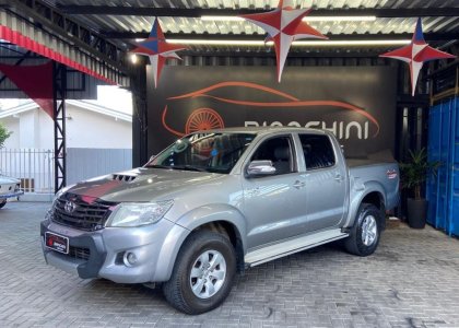 TOYOTA HILUX3.0 SRV 4X4 CD 16V TURBO INTERCOOLER DIESEL 4P AUTOMÁTICO