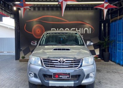 TOYOTA HILUX3.0 SRV 4X4 CD 16V TURBO INTERCOOLER DIESEL 4P AUTOMÁTICO