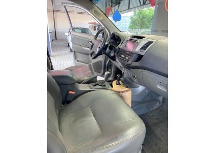 TOYOTA HILUX3.0 SRV 4X4 CD 16V TURBO INTERCOOLER DIESEL 4P AUTOMÁTICO