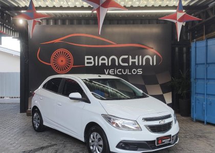 CHEVROLET ONIX1.0 MPFI LT 8V FLEX 4P MANUAL