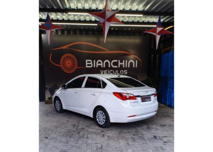 HYUNDAI HB20S1.6 COMFORT PLUS 16V FLEX 4P MANUAL