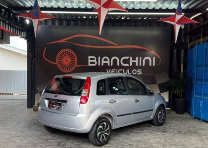 FORD FIESTA1.0 MPI 8V GASOLINA 4P MANUAL