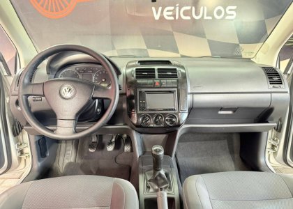 VOLKSWAGEN POLO1.6 MI 8V FLEX 4P MANUAL