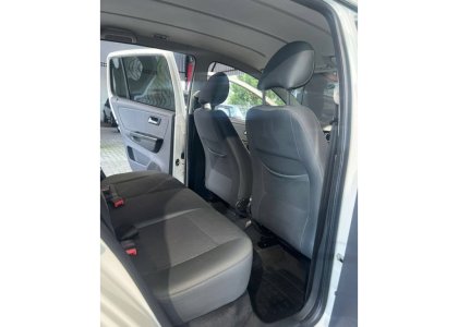 VOLKSWAGEN FOX1.0 MI 8V FLEX 4P MANUAL