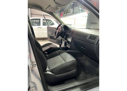 VOLKSWAGEN GOLF1.6 MI GENERATION 8V GASOLINA 4P MANUAL