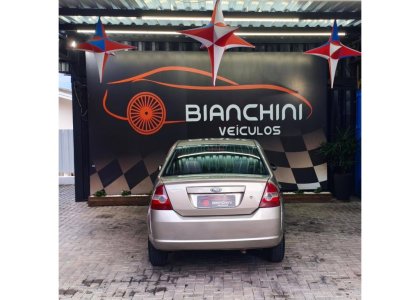 FORD FIESTA1.6 MPI SEDAN 8V FLEX 4P MANUAL