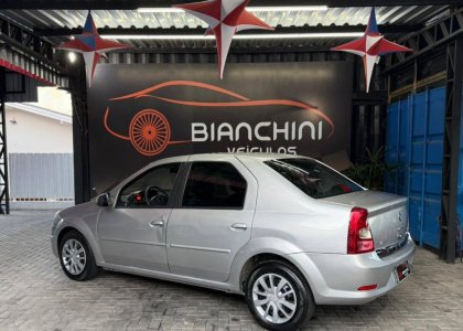 RENAULT LOGAN1.6 EXPRESSION 8V FLEX 4P MANUAL