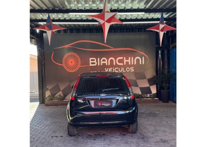 FORD FIESTA1.0 ROCAM HATCH 8V FLEX 4P MANUAL