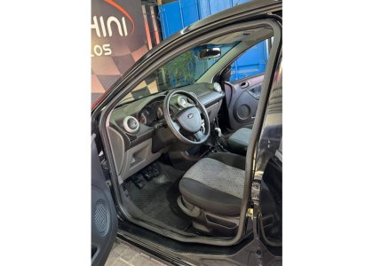 FORD FIESTA1.0 ROCAM HATCH 8V FLEX 4P MANUAL