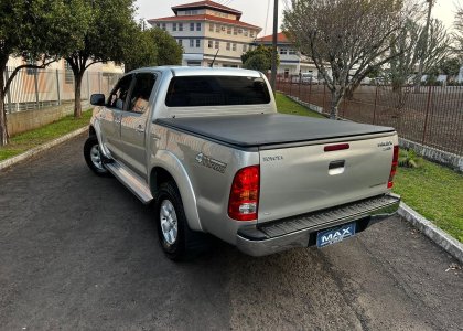 toyota hilux cd 4x4 srv 3.0